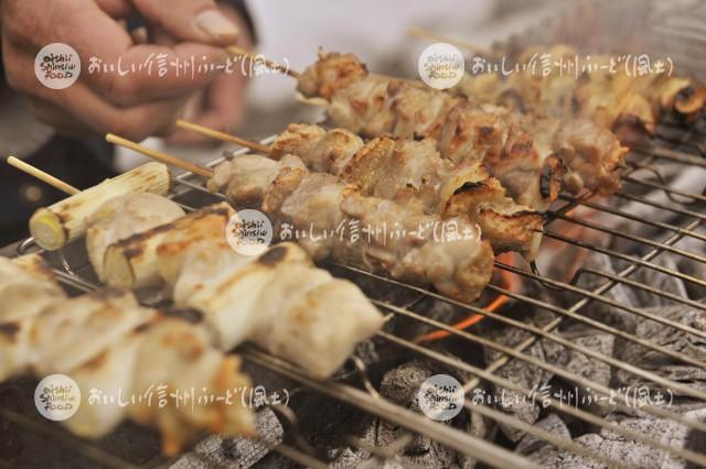 信州黄金シャモの料理【串焼き】