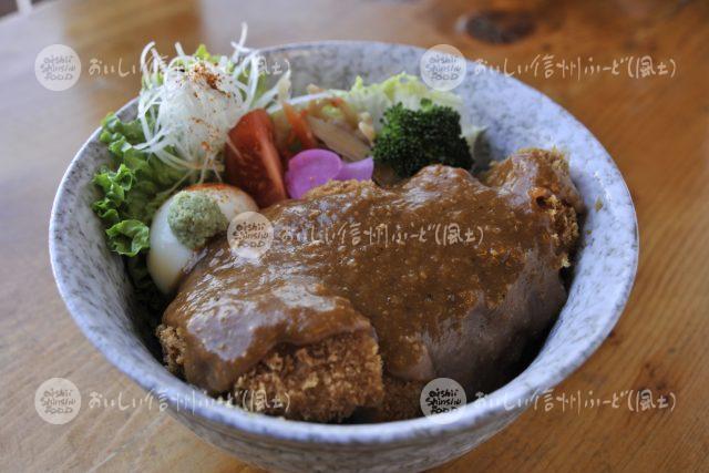 雁喰い味噌カツ丼・駒月みそかつ丼