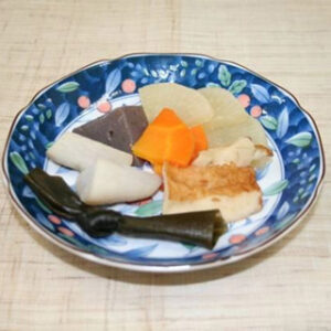 えごまがかかっている大根煮物